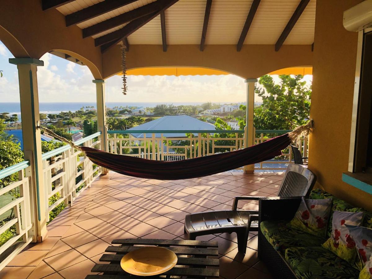 De 3 A Francois A 450 M De La Plage Avec Vue Sur La Mer Piscine Partagee Et Jardin Clos Appartement